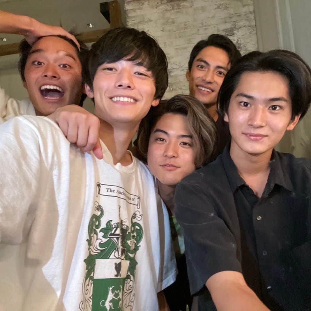 押田岳さんのインスタグラム写真 - (押田岳Instagram)「. 第7話ありがとうございました やっぱね〜 10人が最高です。」9月27日 23時22分 - oshidagaku