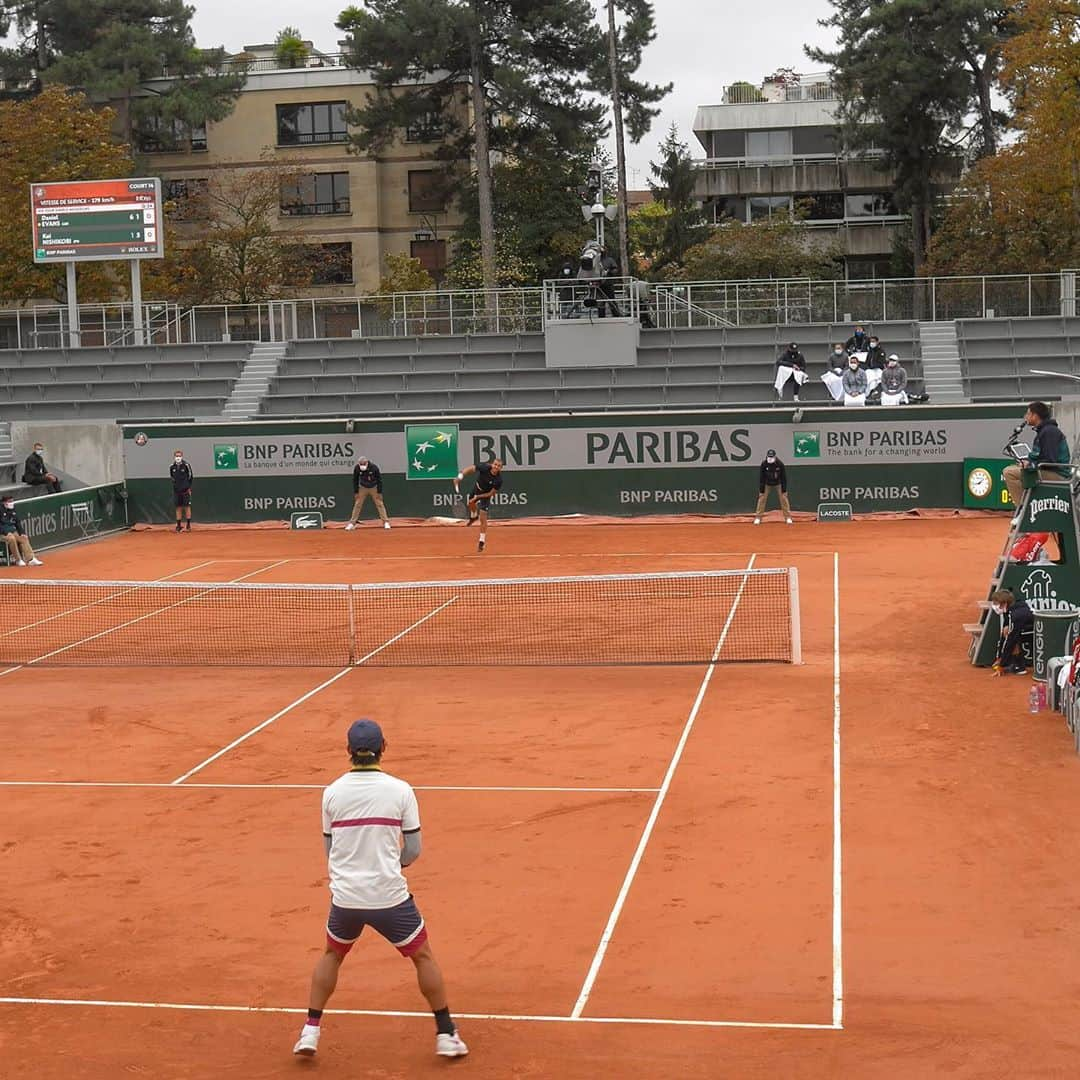 フローラン・ダバディーさんのインスタグラム写真 - (フローラン・ダバディーInstagram)「ローランギャロス開幕！ Roland-Garros day 1  🎾🇯🇵🤩 #rolandgarros2020 #leicax2  #wowowtennis #keinishikori」9月27日 23時24分 - florent_dabadie