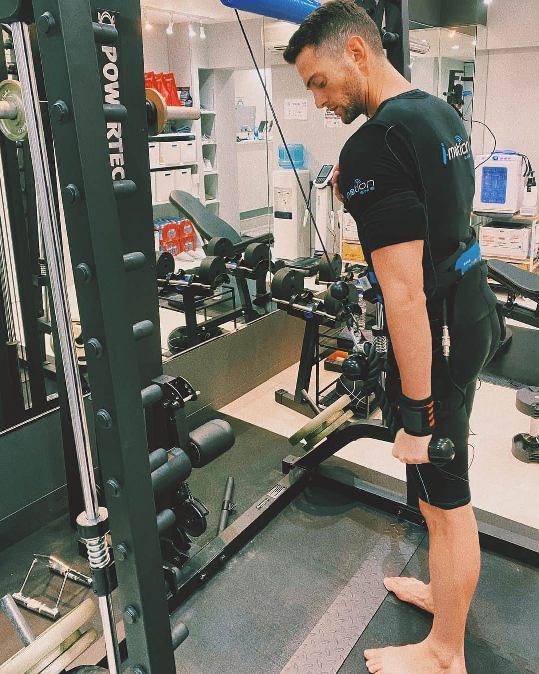 ベンジャミンさんのインスタグラム写真 - (ベンジャミンInstagram)「Weekly personal EMS training at @bct.ginza ⚡️💪🏼💪🏼⚡️ . . . .  #bct #bodyconditioningtechnology #ginza #personaltrainer #パーソナル #emsトレーニング」9月27日 23時32分 - benjamin_dayo