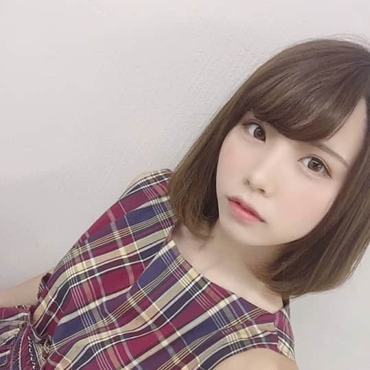 えなこファンページのインスタグラム：「#えなこ #えなこりん #enako #コスプレ #コスプレイヤー #cosplay #cosplayers #ファッション #かわいい #可愛い #ネイル #モデル #大好き #ネイル #コスメ #ヘアアレンジ #コーデ #ファインダー越しの私の世界」
