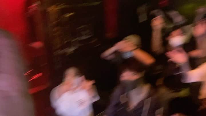 DE DE MOUSEのインスタグラム：「new “be yourself Edit” tonight!!!  『 𝗘𝗺𝗼𝘁𝗲 𝗡𝗶𝗴𝗵𝘁 β 』ありがとうございました！ 最高の日曜の夜でした！！ みんなでまた騒ぎたい！！ 今日は新しいbe yourselfのエディットかませてうれしかったな！！  #dédémouse #dedemouse #デデマウス #電電鼠 #clubasia」