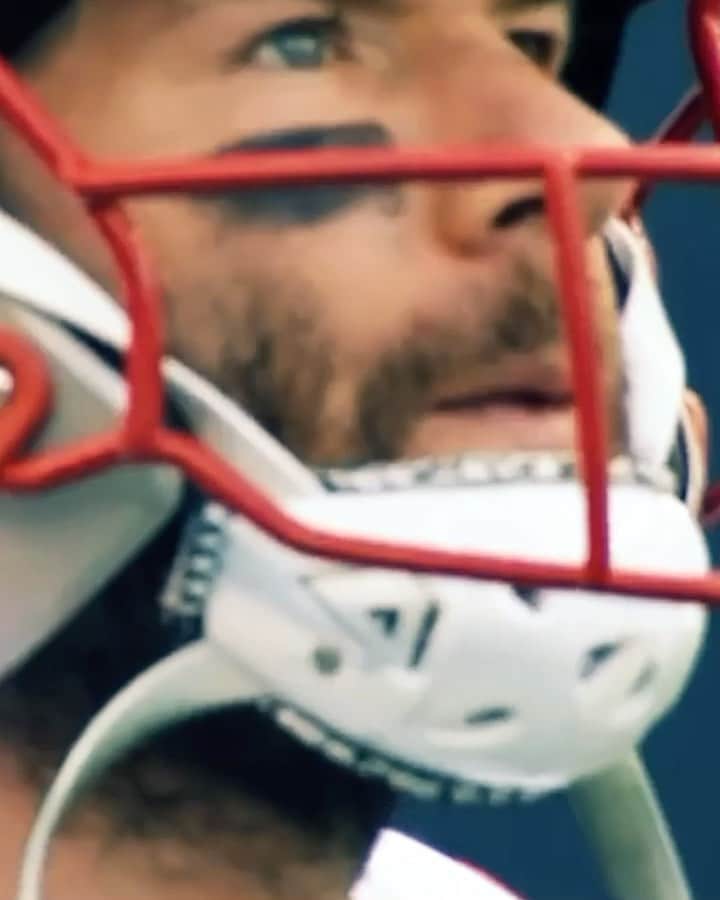 ジュリアン・エデルマンのインスタグラム：「Another opportunity. #GameDay」