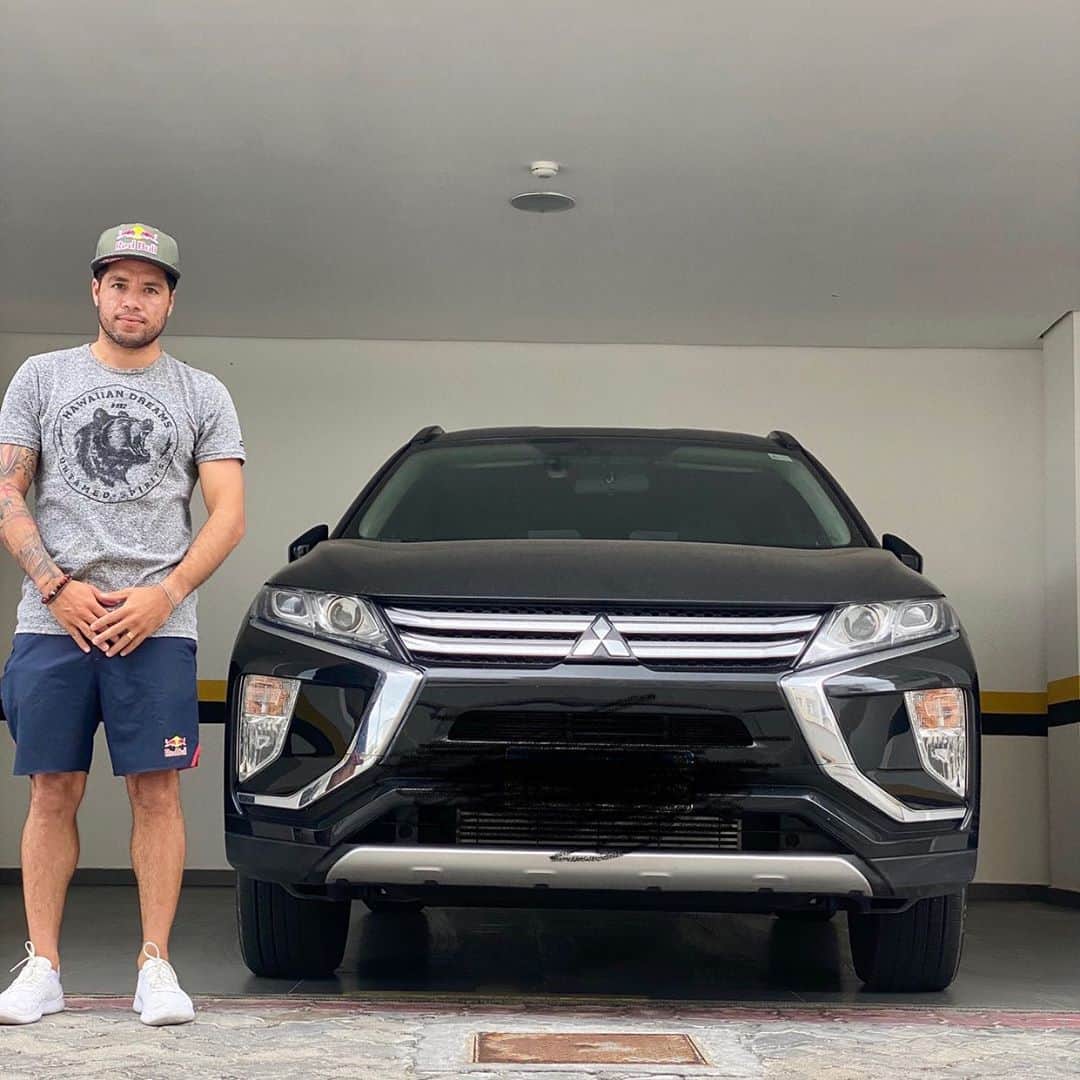 アドリアーノ・デ・ソウザのインスタグラム：「Tamu pronto pro rolé #driveyourambition #mitsubishieclipse @mundomit」