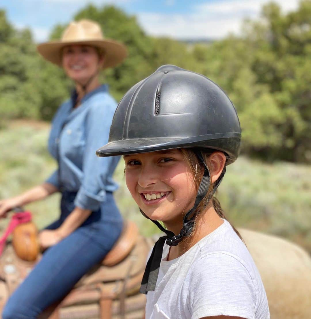 イヴァンカ・トランプさんのインスタグラム写真 - (イヴァンカ・トランプInstagram)「We celebrate National Daughter’s Day ... every day! ❤️ you sweet Arabella! xx」9月28日 0時48分 - ivankatrump