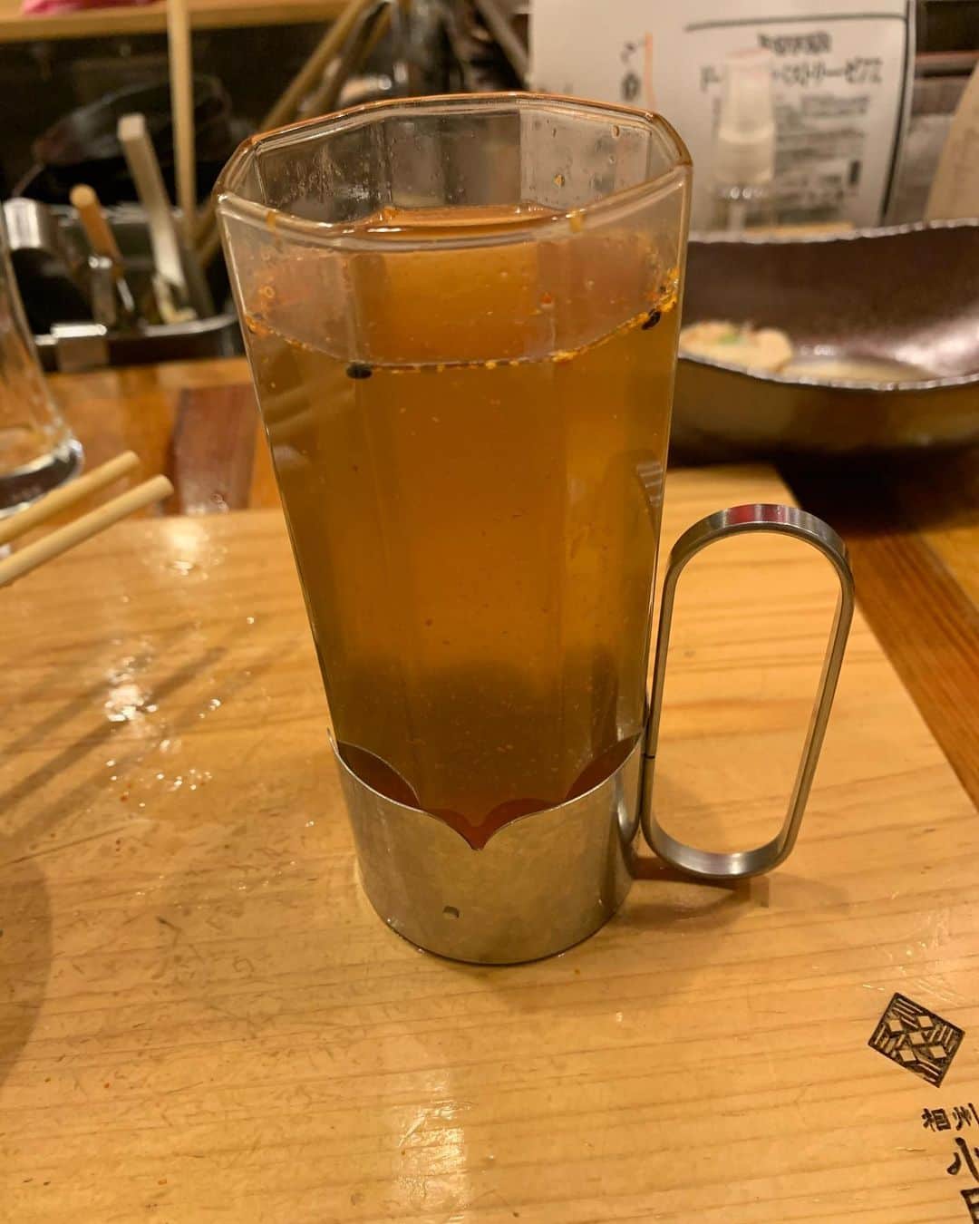 岩本煌史のインスタグラム：「小田原で飲んだ、焼酎のおでんの出汁割りに七味を入れて飲むのは最高に美味かった。 ただ、ベロベロに酔う笑 こいつを2杯飲んだらアウトです笑  #ajpw #全日本プロレス #世界ジュニア #岩本煌史 #第53代世界ジュニアヘビー級王者 #三重県 #桑名市 #出身 #イワモトヘッズ #スニーカーヘッズ」