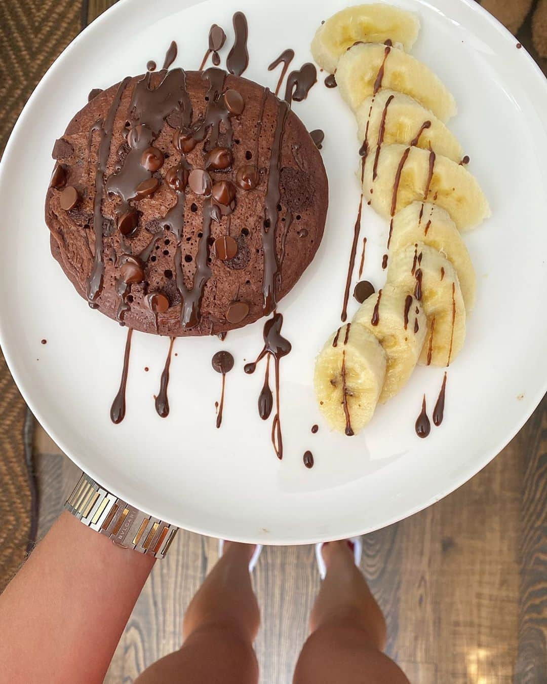 Sascha Barbozaさんのインスタグラム写真 - (Sascha BarbozaInstagram)「Paquecas tipo Brownie! Super deli! Aquí pa receta.  1 huevo + 2 claras. 1 banana/cambur. 1/3 taza de avena. 1 cucharada de cacao en polvo.  1/4 taza de leche vegetal.  Stevia al gusto. 1 cucharadita de polvo para hornear.」9月28日 0時52分 - saschafitness