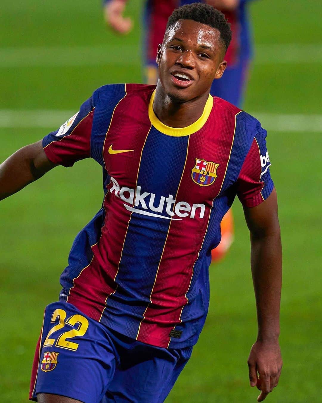 UEFAチャンピオンズリーグさんのインスタグラム写真 - (UEFAチャンピオンズリーグInstagram)「Barça‘s 17-year-old star starts with a flourish! ⚽️⚽️ @ansufati 🔥   #UCL」9月28日 7時08分 - championsleague