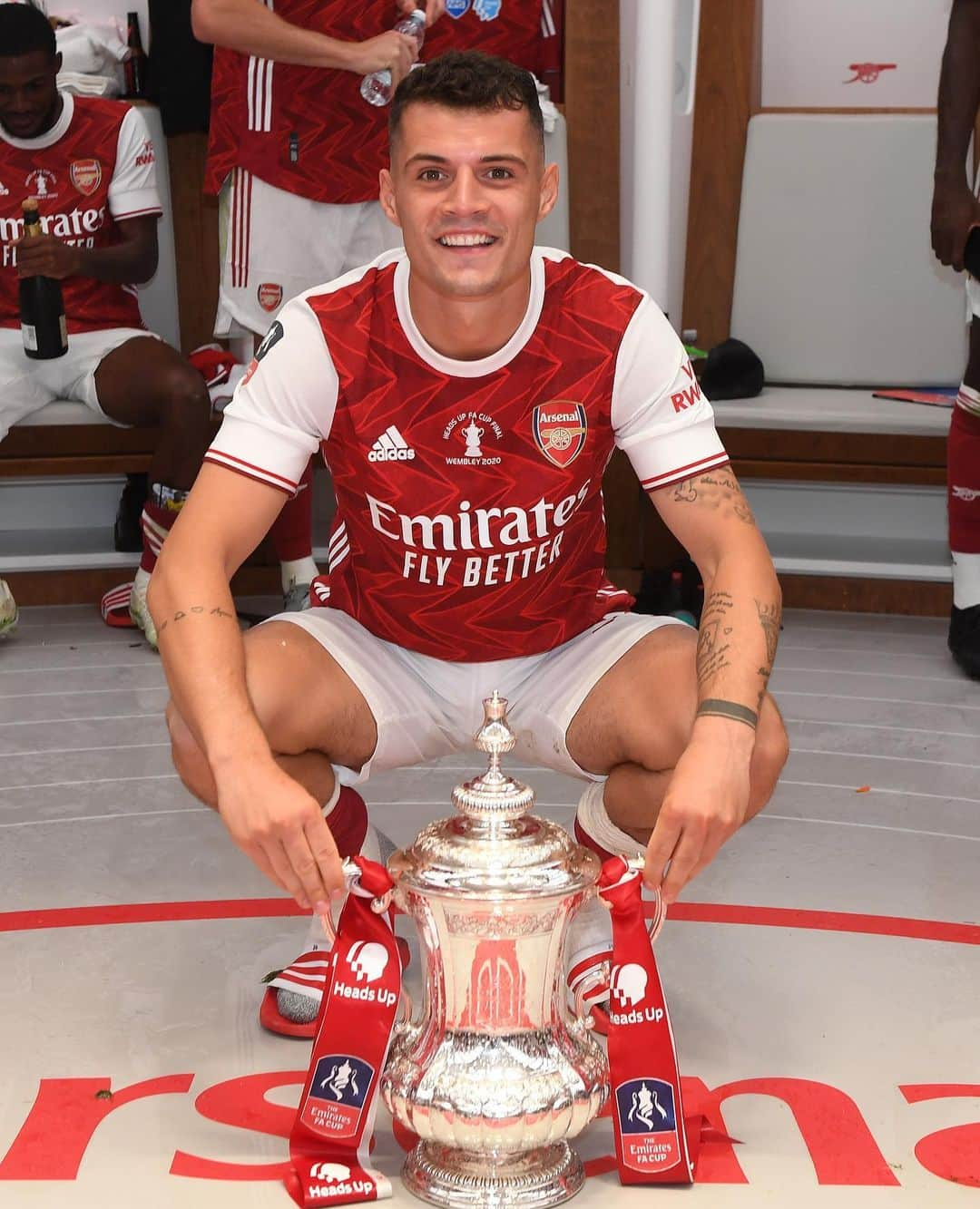 アーセナルFCさんのインスタグラム写真 - (アーセナルFCInstagram)「1️⃣7️⃣8️⃣ appearances⁠⠀ 1️⃣2️⃣ goals⁠⠀ 4️⃣ trophies⁠⠀ ⁠⠀ #Arsenal #Xhaka」9月28日 3時39分 - arsenal