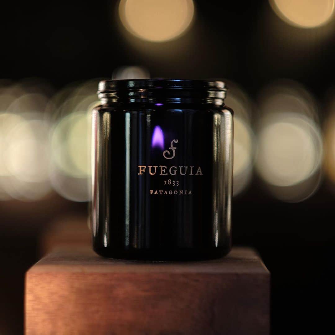 Fueguia 1833のインスタグラム：「Introducing our perfumed beeswax candle 🐝, including a Fueguia 1833 engraved biophotonic glass container. Our beeswax comes from a small producer in Piemonte and is blended with softer vegetables waxes. Our candles made by us in Italy don’t contain any soy wax, paraffin or palm oil. This candles are produced in very low quantities and usually out of stock, so please pre order in case they are out of stock (http://fueguia.com for North America. Http://Fueguia.Eu for rest of the world) #fueguia #candles」