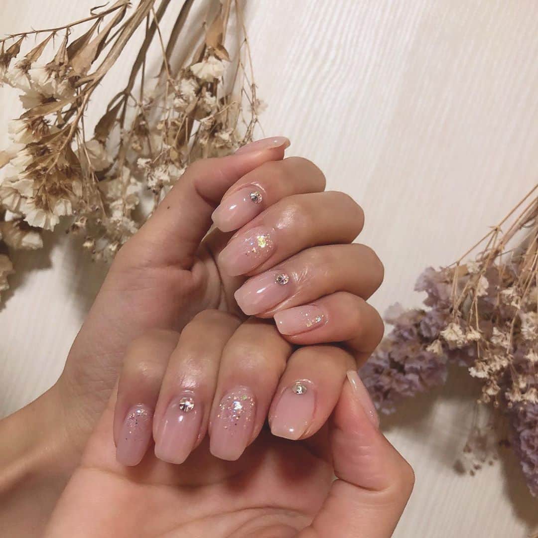 のインスタグラム：「・ New nail💅🏼 ・ #nail#naildesign#simplenails#gradation#gradationnail#2020ネイルデザイン #ハンドネイル #💅🏼」