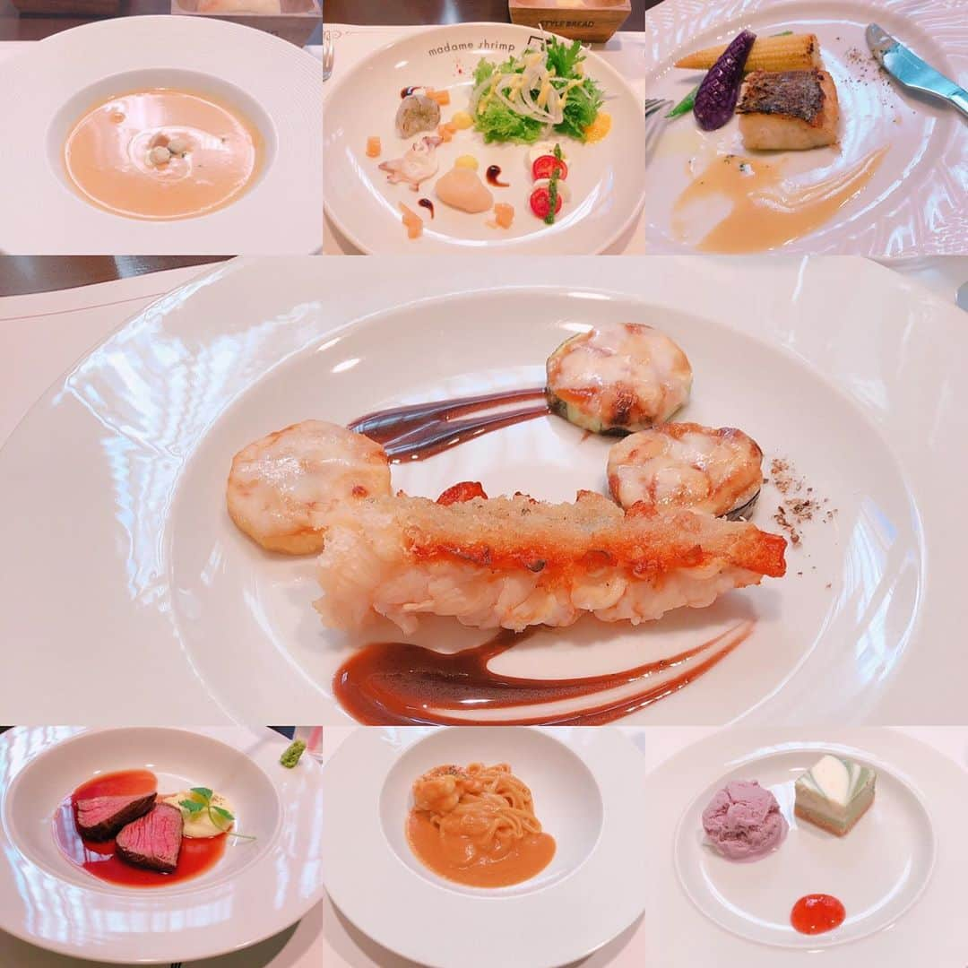 美和花樺のインスタグラム：「. . お母さんとランチ行ってきたよ♡ . オマール海老が食べたい！との お母さんのご要望で #マダムシュリンプグレイス  #マダムシュリンプ銀座  に行ってきましたっ . お魚さん食べかけですが...笑 . . #銀座ランチ #銀座グルメ  #instafood」