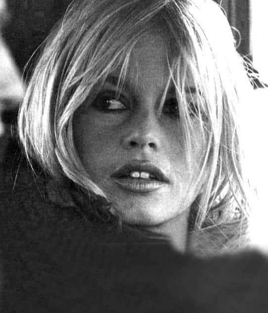 マチルダ・ルッツのインスタグラム：「Happy birthday Brigitte Bardot ❤️」
