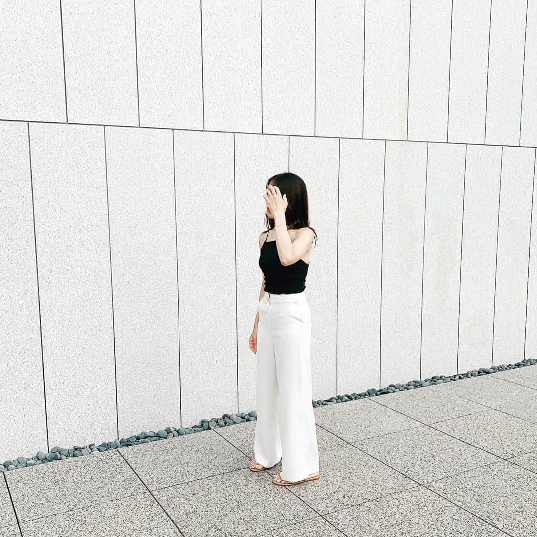 Sonoko Suzukiさんのインスタグラム写真 - (Sonoko SuzukiInstagram)「久しぶりのお天気☀️  先週まで夏だったのになあ。 なんか一気に秋感🍁  #先週末の #ビーチヨガの後  #ootd #一色海岸 #秋の始まり」9月28日 7時51分 - _sonnie.co_