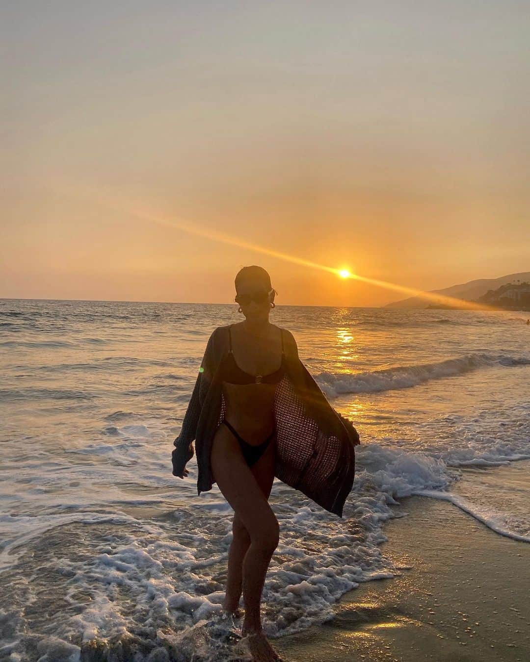 Camila Coelhoさんのインスタグラム写真 - (Camila CoelhoInstagram)「chasing sunsets 🌞 #weekend」9月28日 8時10分 - camilacoelho