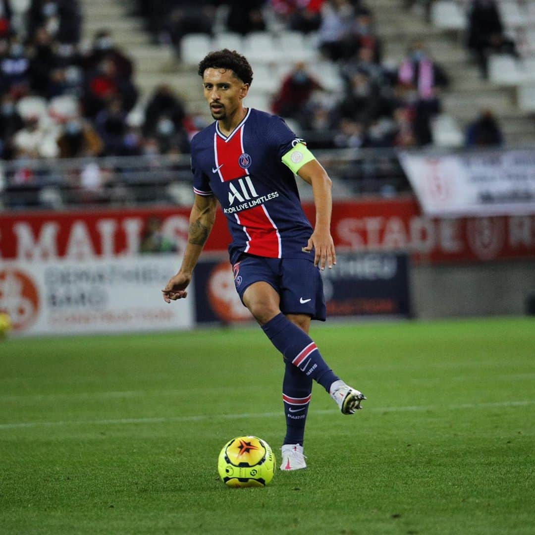 マルコス・アオアス・コレアのインスタグラム：「+3 points, on continue les mecs 📈#AllezPSG」