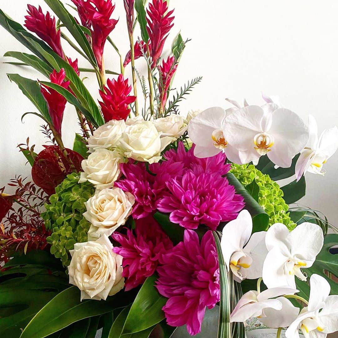 大西遥香さんのインスタグラム写真 - (大西遥香Instagram)「. 素敵な花束いただきました💐❤️」9月28日 8時57分 - hrka_onsh