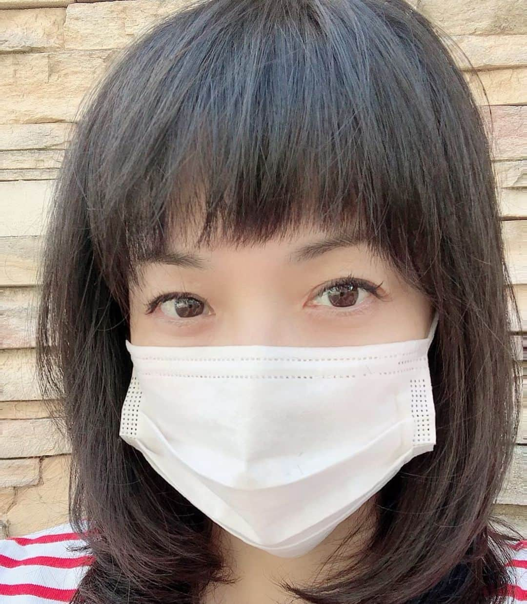 石原詢子さんのインスタグラム写真 - (石原詢子Instagram)「前髪パッツン、切りました！ すっきり  #美容院 #前髪パッツン #前髪 #切りました #サッパリ #石原詢子 #本日快晴  #良いお天気 #洗濯日和 #洗濯機 #フル回転」9月28日 9時23分 - junko_ishihara.official