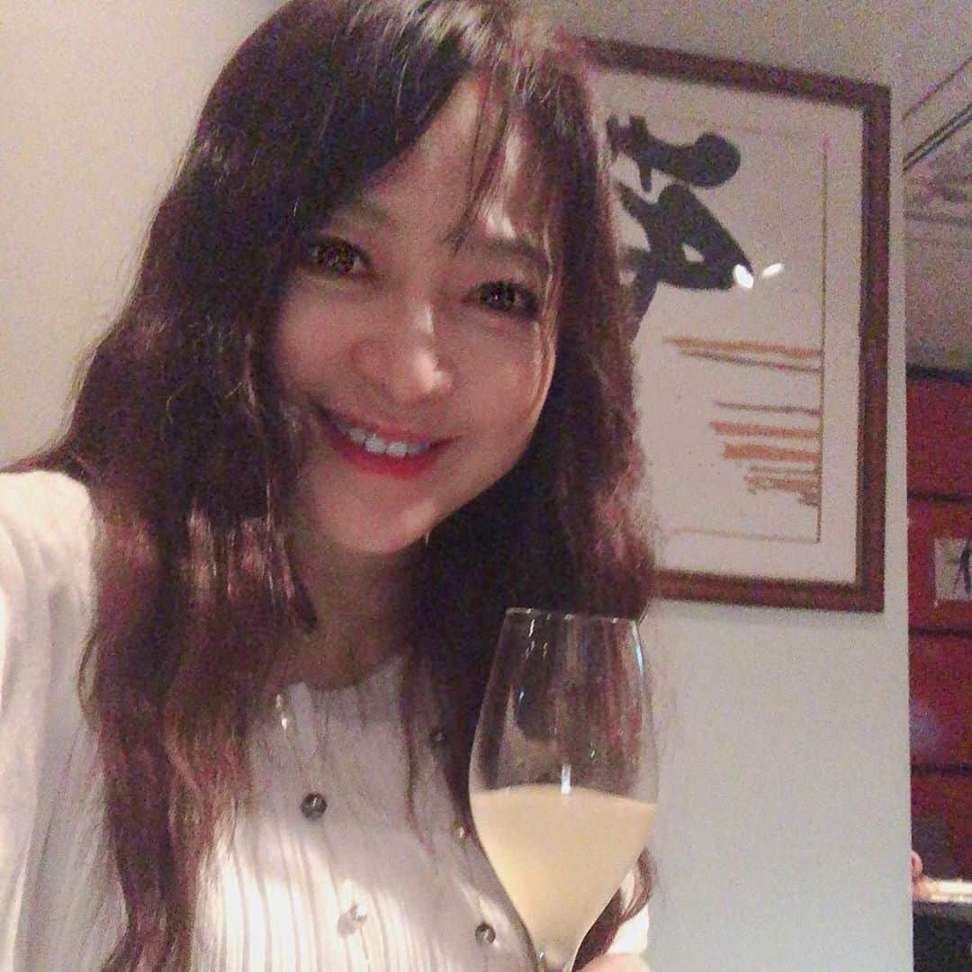 原めぐみさんのインスタグラム写真 - (原めぐみInstagram)「すでに食欲の秋。昨夜はカジュアルフレンチが食べたくなって赤坂の東急キャピトルタワーにあるラ・ロシェル山王へ　和食色が濃いフレンチ、体にも優しいお料理の数々でした🍽 🥂　https://ameblo.jp/meguming5/entry-12627993377.html  #原めぐみ  #和食フレンチ  #料理の鉄人  #坂井宏行  #ラロシェル山王  #食欲の秋」9月28日 9時54分 - meguming.h