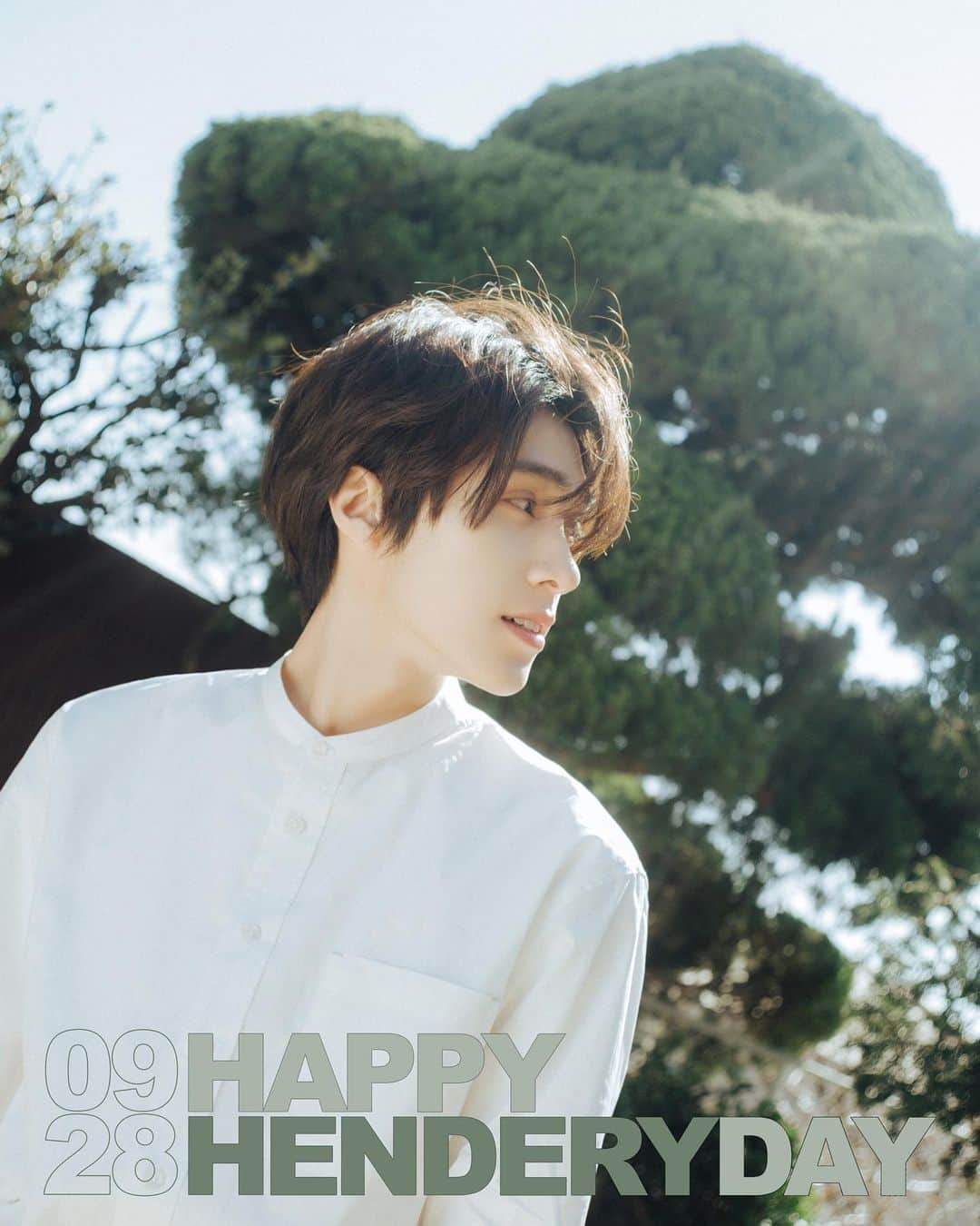 Way Vさんのインスタグラム写真 - (Way VInstagram)「🎂#HappyHENDERYDay🎂 ⠀ 黄冠亨生日快乐💚 ⠀ #黄冠亨0928生日快乐 ⠀ #HENDERY #黄冠亨 #威神V #WayV #WeiShenV」9月28日 10時00分 - wayvofficial