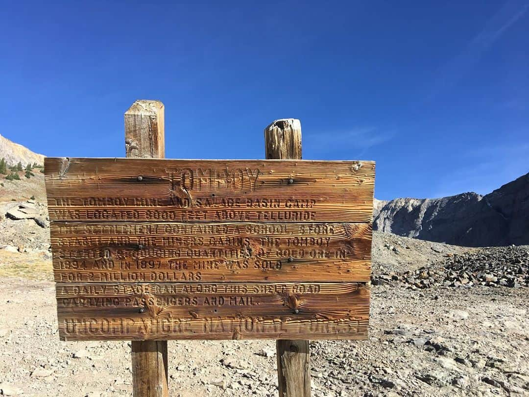 チャド・ロウさんのインスタグラム写真 - (チャド・ロウInstagram)「Incredible day exploring the old Tomboy mine ghost town.」9月28日 10時01分 - ichadlowe