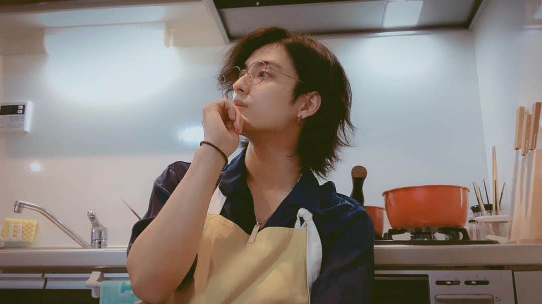 武子直輝さんのインスタグラム写真 - (武子直輝Instagram)「弁当作ったよ  #自撮り #じどり #武子直輝」9月28日 10時15分 - takeshi__naoki