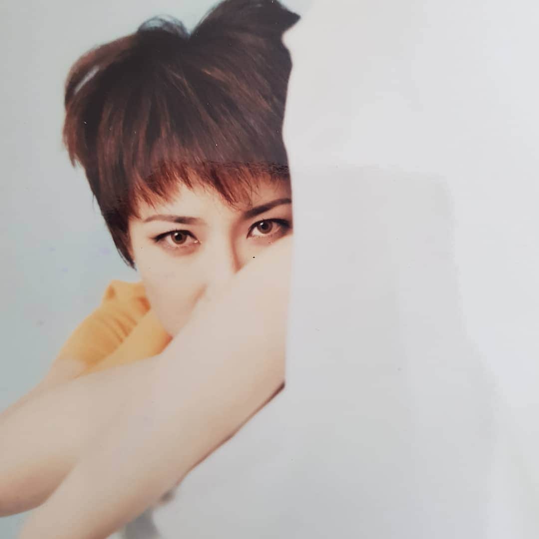 チ・スウォンのインスタグラム：「#숏컷트 #갈등중  #자를까 #말까」