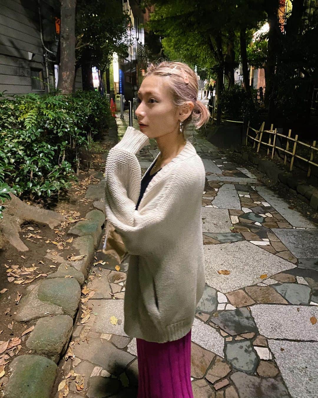 滝口成美のインスタグラム：「🌂」