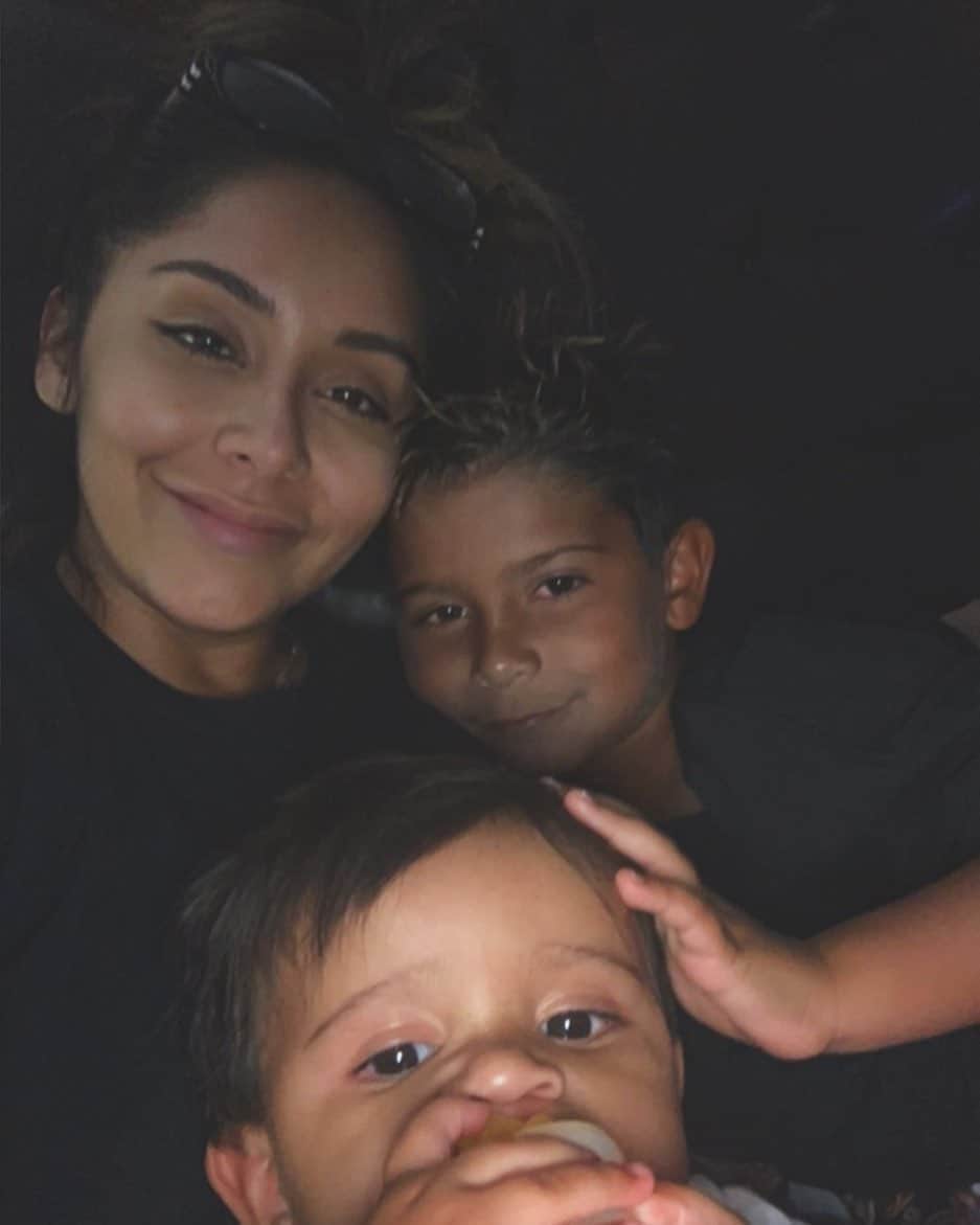 ニコール・ ポリッツィのインスタグラム：「Super blessed to be your Mawma #nationalsonday」