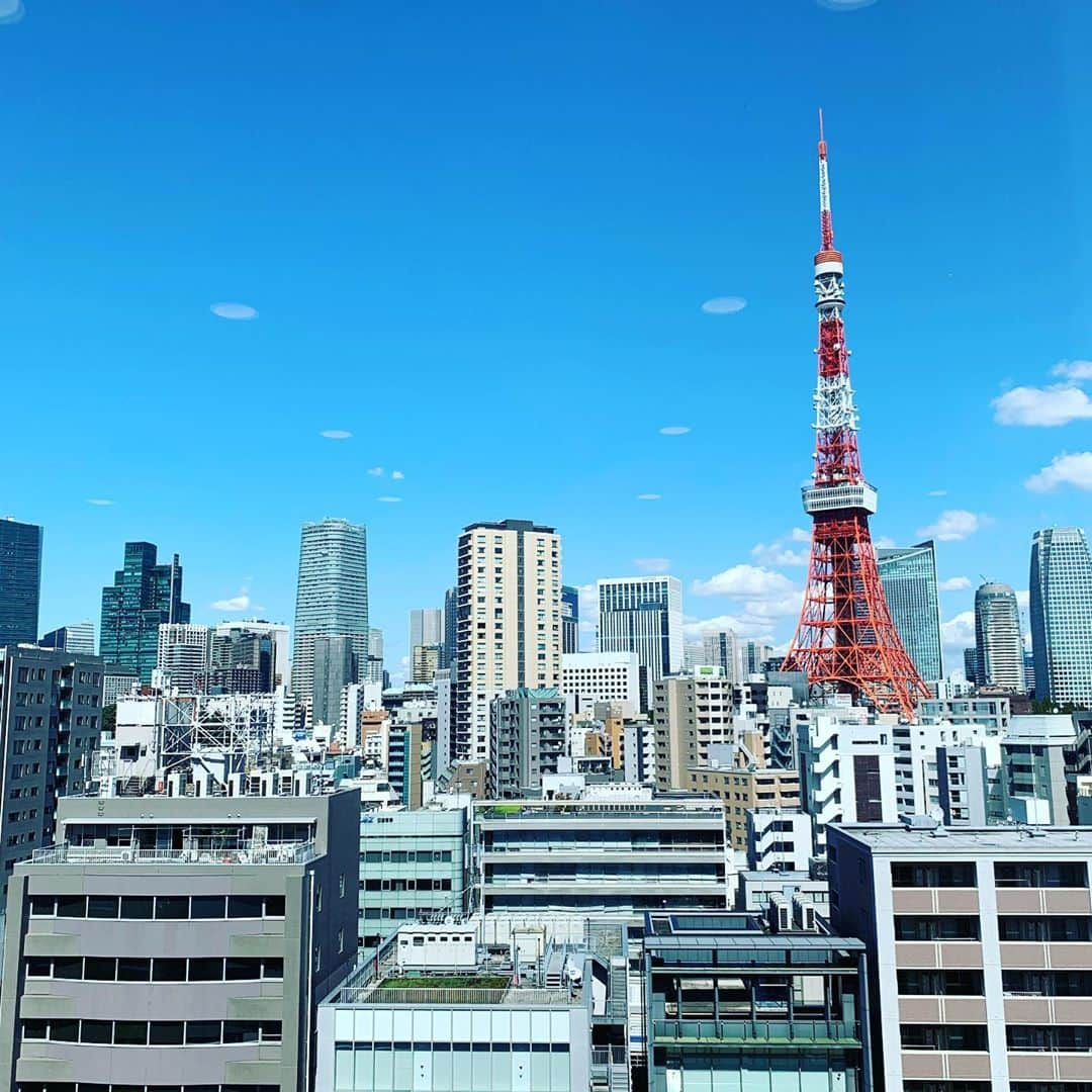 畠山潤子さんのインスタグラム写真 - (畠山潤子Instagram)「病院からの景色。東京タワービュー🗼 ドレーン抜いてもらえて、やっといまから退院出来ます✨ よかったー☺️」9月28日 11時59分 - junko_hatakeyama