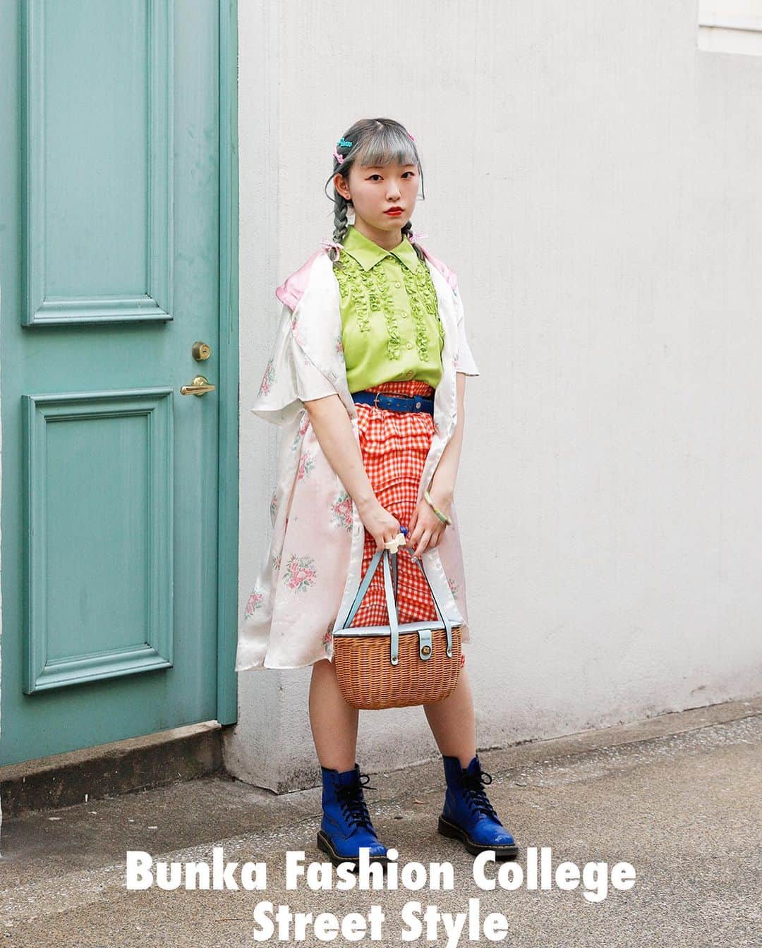 Droptokyoさんのインスタグラム写真 - (DroptokyoInstagram)「BUNKA FASHION COLLEGE SNAP  @bunka_fc  #文化服装学院 #pr#bunkafashioncollege#pr#streetstyle#droptokyo#tokyo#japan#streetscene#streetfashion#streetwear#streetculture#fashion#shibuya#shinjuku Photography: @yuri_horie_」9月28日 12時01分 - drop_tokyo