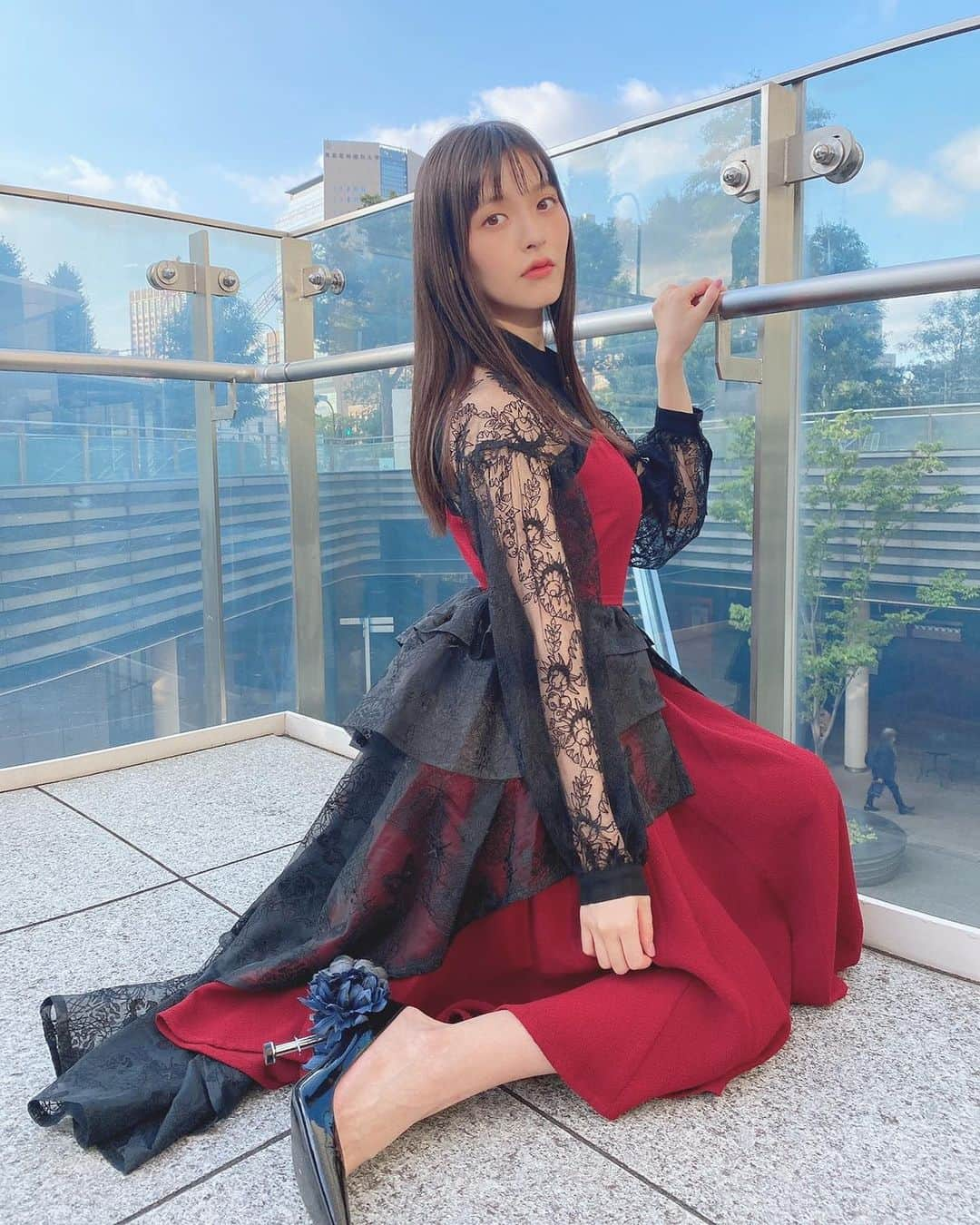 上坂すみれさんのインスタグラム写真 - (上坂すみれInstagram)「月曜日！ 今週もすこやかにお過ごしください、同志(*･∀･*) ha｜za｜maのお洋服、おきゃわ…！  #hazama #上坂すみれ」9月28日 12時46分 - uesaka_sumire