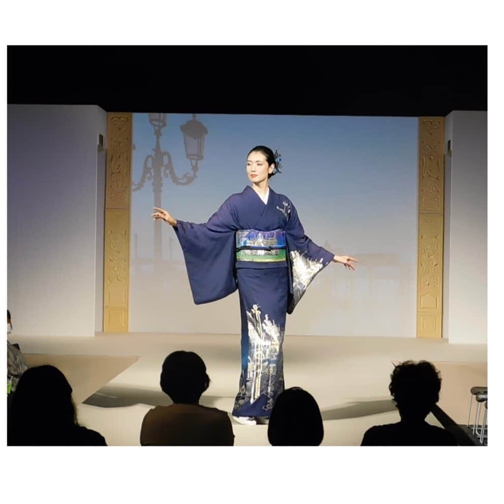 由樹さんのインスタグラム写真 - (由樹Instagram)「今年も5日間+リハ1日、大変勉強になりお世話になりました👘  例年と様子の違うことが多い中、 無事にショーができたこと、皆さんに感謝ですな☺️  また次回も皆さんと会えますようーに✨  #yamanocollection#kimono #着物#千地泰弘#森川博之#忠兵衛#chijiyasuhiro #貴久樹#kikuju#ビジュリーアン#bijouxbrilante #model」9月28日 13時55分 - yu.u.ki100