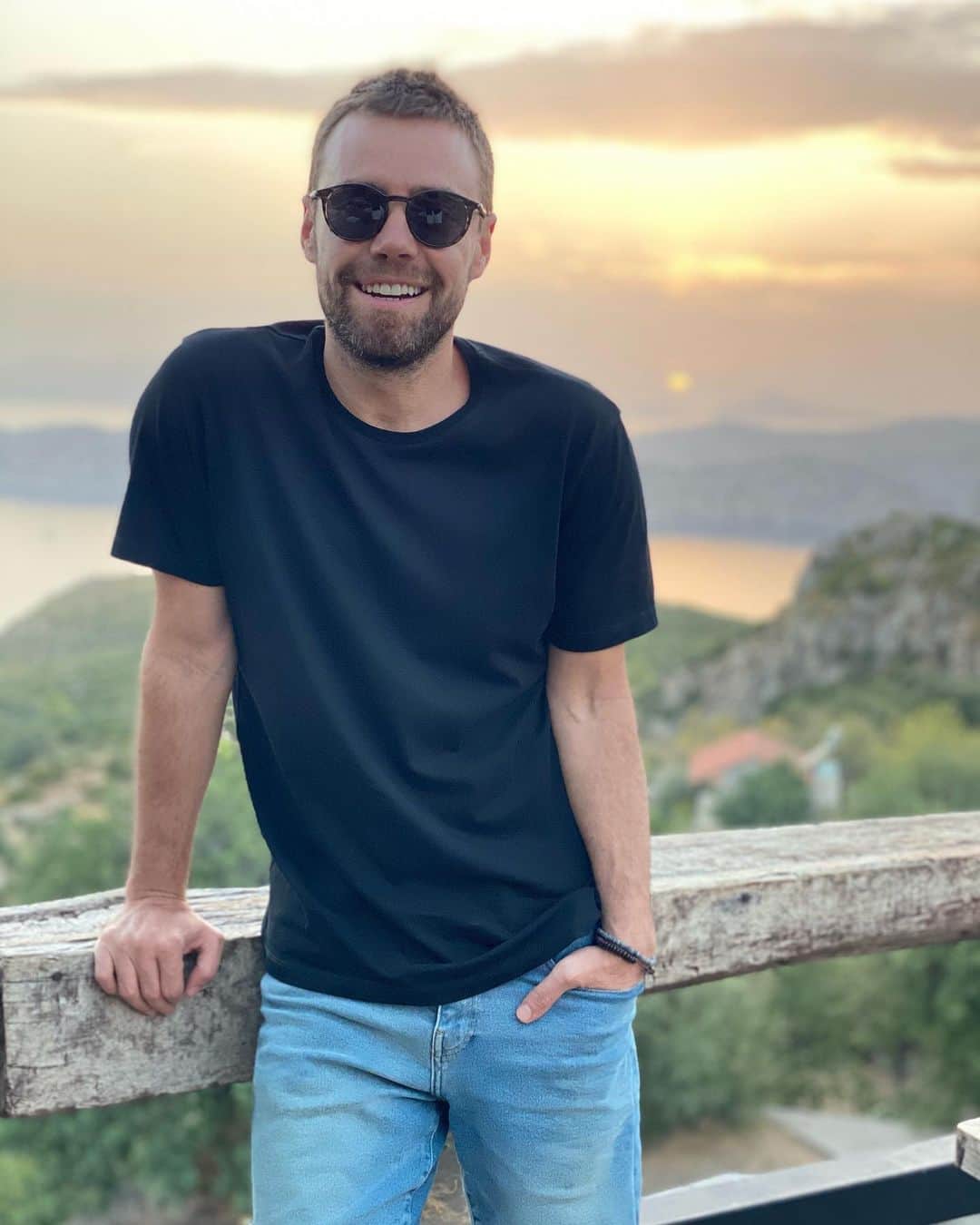 muratdalkilicのインスタグラム：「Yaz bitmeden...」
