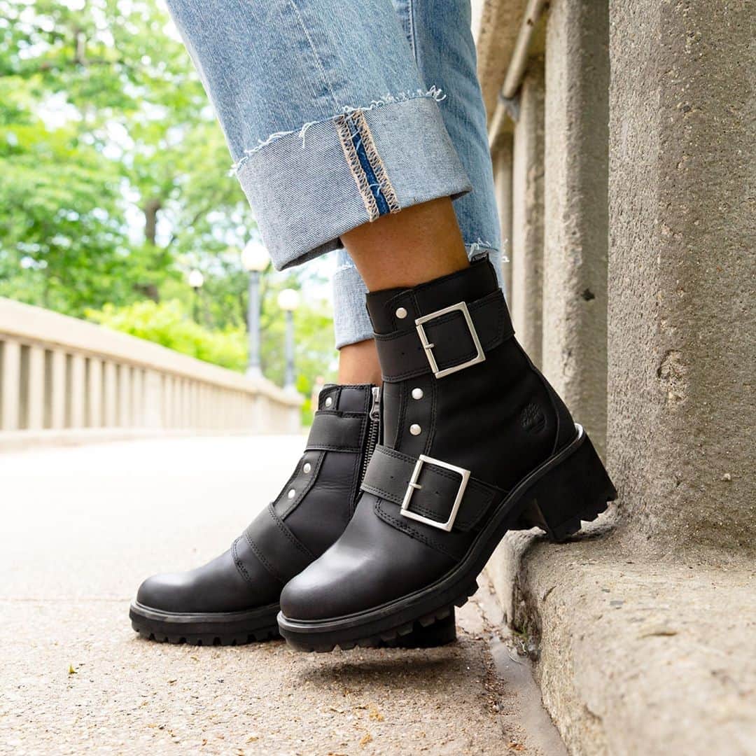 ティンバーランドさんのインスタグラム写真 - (ティンバーランドInstagram)「Moto Luxe: These boots are the star of your next outfit. Tap to shop the all-new Kori Park. #Timberland」9月29日 0時23分 - timberland