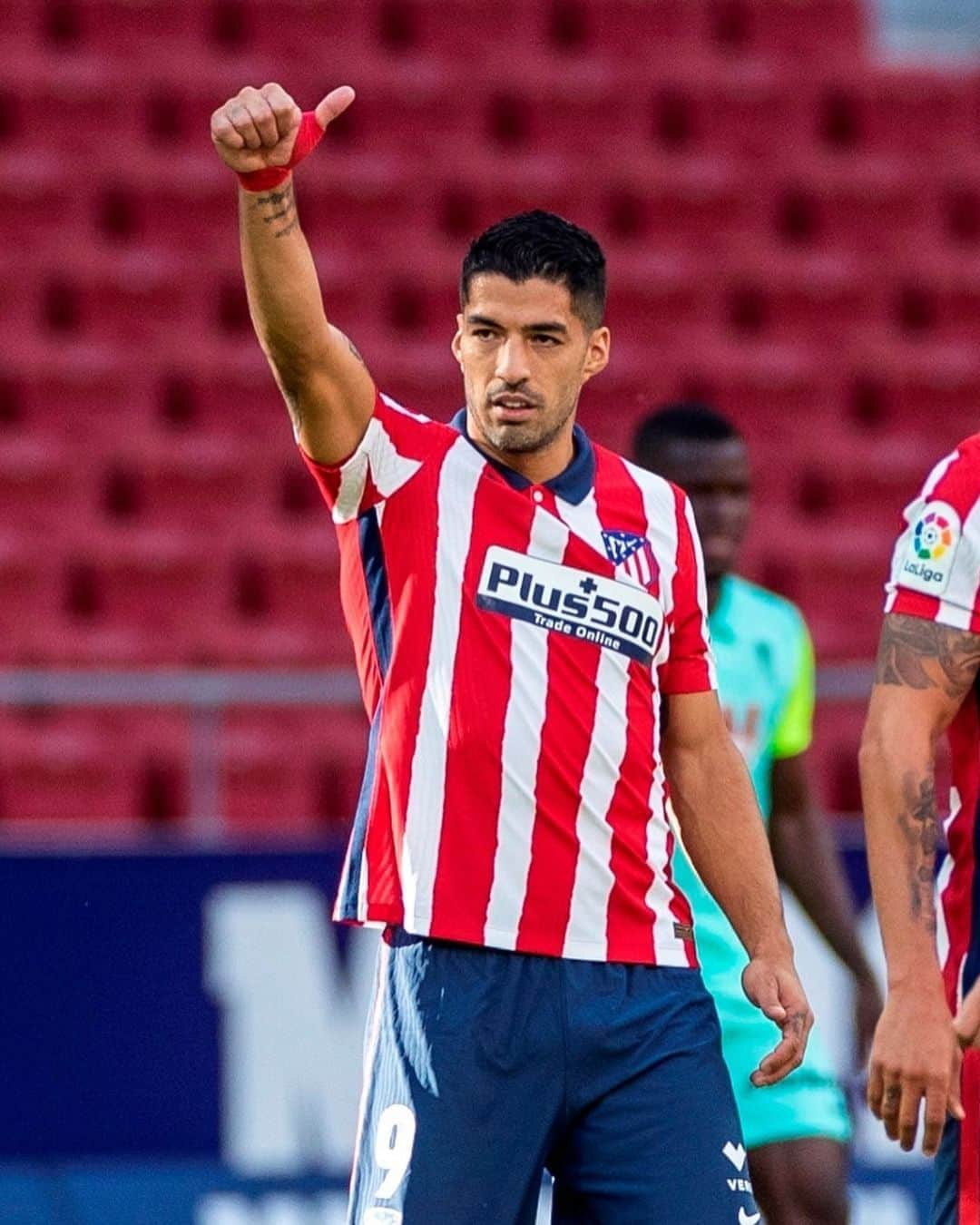 LFPさんのインスタグラム写真 - (LFPInstagram)「Perfect debut, Luis?  OK! 😁👍🏻❤️  ¿Quieres un debut perfecto, @luissuarez9? ¡OK! 😁👍🏻❤️  #LuisSuarez #Atleti #LaLigaSantander #LaLiga #YouHaveToLiveIt #HayQueVivirla」9月29日 1時00分 - laliga