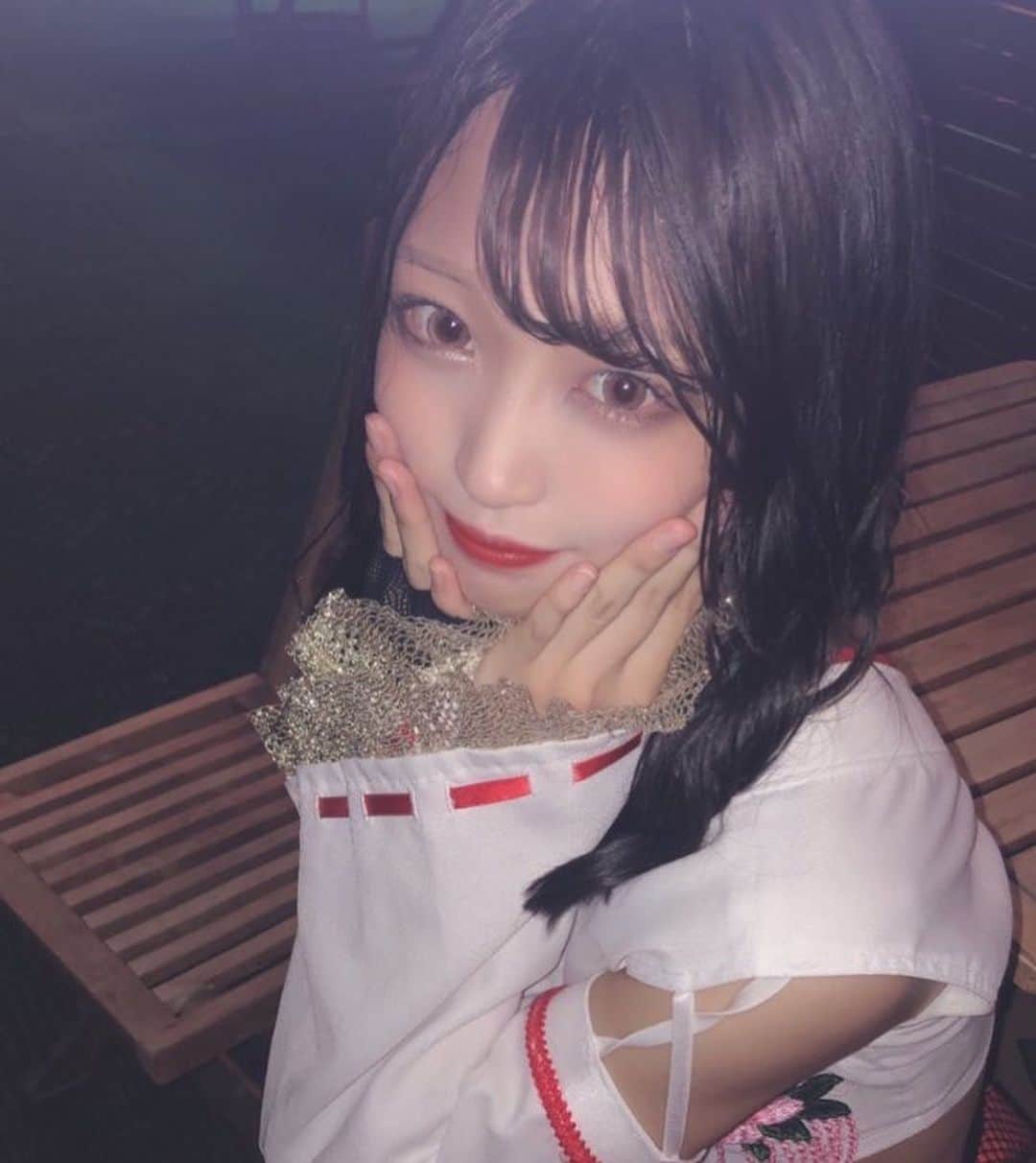 綺音のインスタグラム：「撮影風景とその裏側📸」