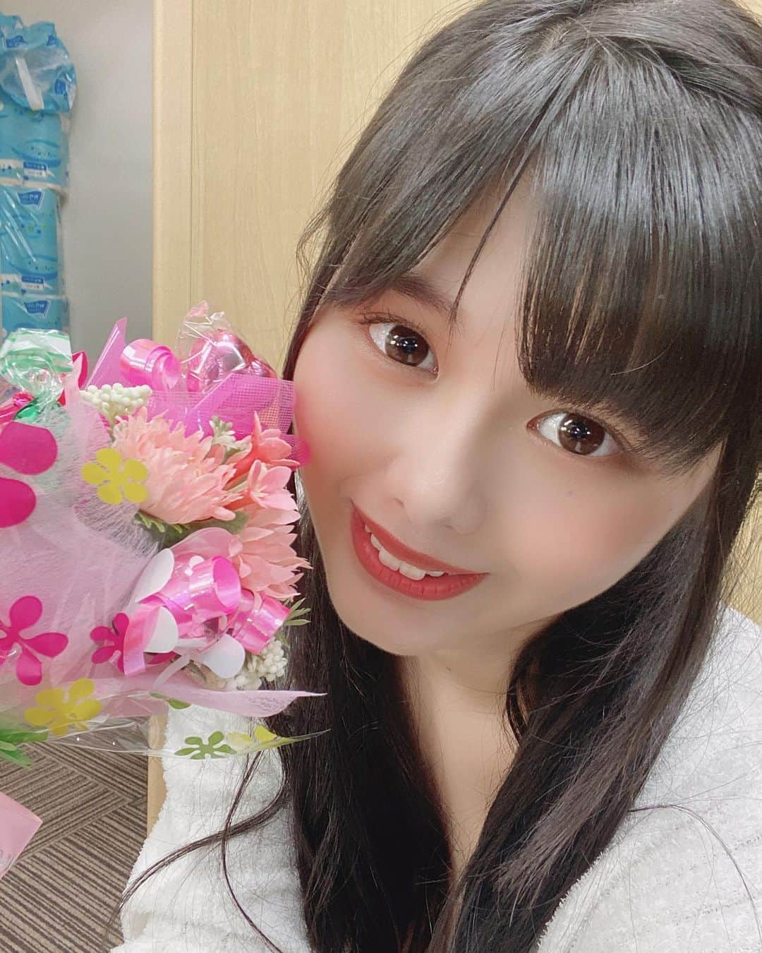 蒼山みことさんのインスタグラム写真 - (蒼山みことInstagram)「キャンディーブーケ💐   #newpost #photo #photography #キャンディーブーケ #撮影会モデル #セルフィー #セルフィー女子 #自撮り #自撮り女子 #selfie #丸顔 #黒髪 #黒髪女子 #ミスid #ミスid2021 #タレント #グラビア #インスタグラビア #いいね #いいね返し #いいね返しは絶対 #lfl #l4l #likeforlikes #like4likes #instaphoto #instagood #follow #followｍe」9月28日 16時39分 - mikoto__aoyama0917