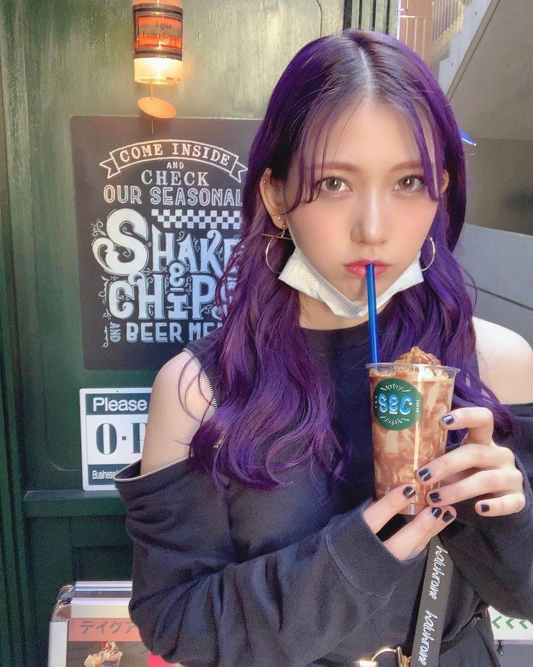 茂木忍のインスタグラム：「アルコールは抜きました🥤 . . #shakeandchipstokyo」
