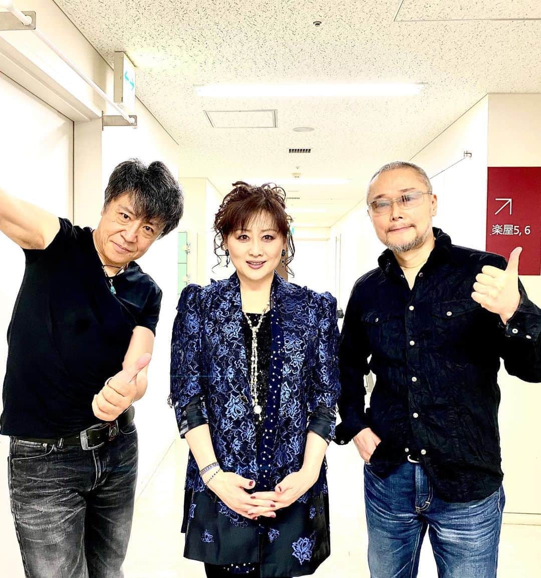 世良公則さんのインスタグラム写真 - (世良公則Instagram)「・・・・・・  Knock knock 2020 南相馬市  feat. 渡辺美里 神本宗幸  万全の準備で臨んだ7ヶ月ぶりの美里氏とのアコースティックセッション  主催者&スタッフの皆さん  チームSERA の皆さん  そして何より  暖かく迎えて下さった  オーディエンスの皆さん  本当にありがとうございました  会場中が素敵なエネルギーに包まれ、最高の1日になりました。  やはり  No Music No Life   Keep on Rockin’❗️  ・・・・・・  #世良公則 #渡辺美里 #神本宗幸 #アコースティックギター #アコースティックライブ #diva #歌姫 #ミュージック #rock #acoustic」9月28日 17時40分 - masanorisera