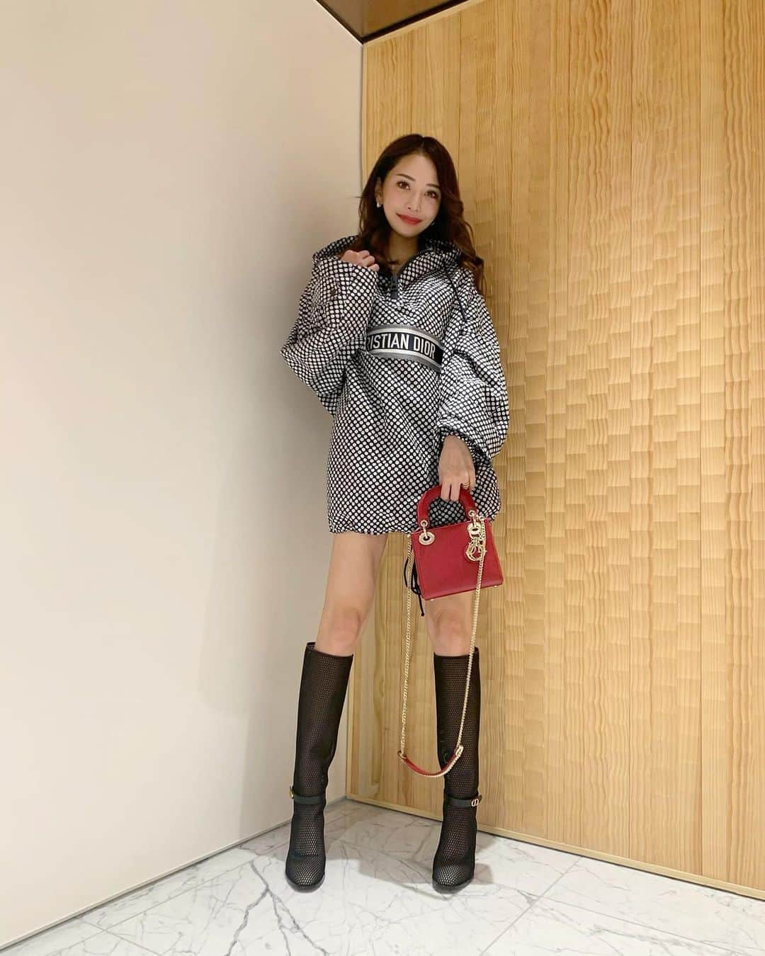 のインスタグラム：「🤍💙❤️ .  @dior  . . #ootd #coordinate #167cmコーデ #167cm #dior #diorbag #ladydior #diorshoes」