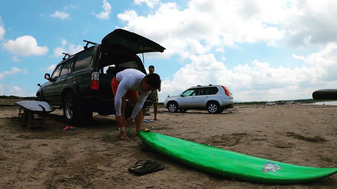 三浦伊織さんのインスタグラム写真 - (三浦伊織Instagram)「🏖🏄‍♂️  📸 / @seiji.komatsu    @takanori.tome   #surfing  #surf  #sailracing  #saltandstone  #写真だけ一丁前  #longboard  #波乗り  #特訓  #kayaksprint  #kayak  #paddle  #海 #ランクル80  #landcruiser  #landcruiser80」9月28日 18時31分 - iori.miura