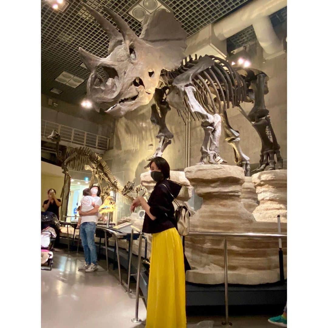 VANRIさんのインスタグラム写真 - (VANRIInstagram)「* こんな生き物が本当に地球にいたんだなぁって 改めて感じられて楽しかったのでした🦕🦴 今度こそ山登り行こうね @tana_kana_  #東京国立博物館 #恐竜がいた世界  #トリトン #ソラマチ #寿司」9月28日 18時30分 - vanri0121