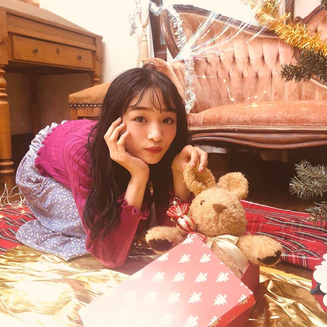 ニコ☆プチのインスタグラム：「🤔💖 あーさんとうさぎ🐰 . . #中山あやか」