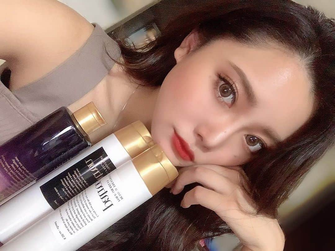 菅原里奈さんのインスタグラム写真 - (菅原里奈Instagram)「@patron.tokyo さんから シャンプートリートメントを 頂きました🌹  最近の𝒉𝒂𝒊𝒓 𝒄𝒂𝒓𝒆 ♥︎  セルフヘッドスパに使えるトリートメントが 付いてるのが特にお気に入り👏 頭皮から栄養補給が出来るって素晴らしい✨  夏の紫外線対策とこれからの 冬の乾燥に備えてケアしないとね✌🏻️  #patoron #patorontokyo #髪質改善 #頭皮ケア #pr」9月28日 18時38分 - rinachi_kimono