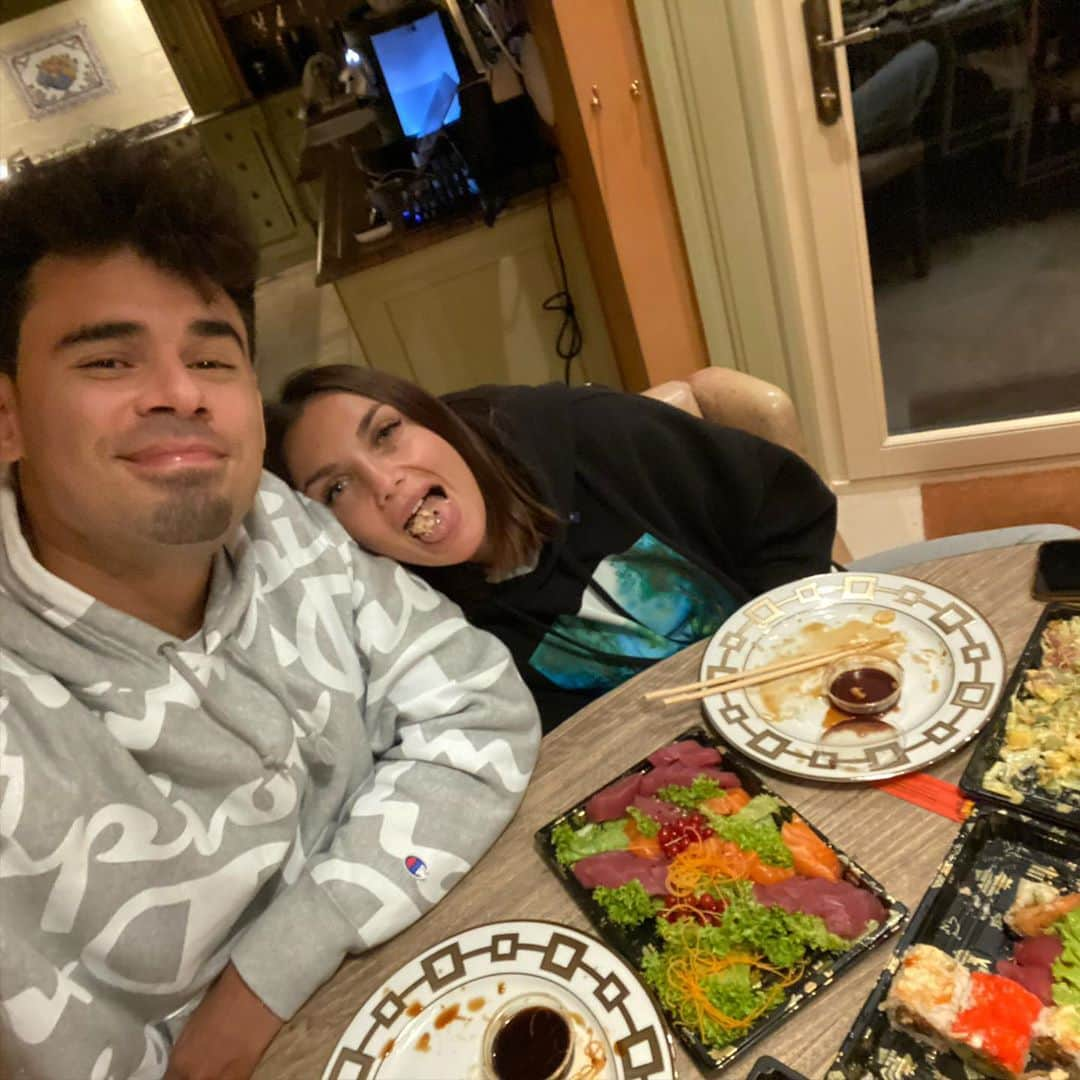 アフロジャックさんのインスタグラム写真 - (アフロジャックInstagram)「first dinner as husband and wife ❤️ thanks from both of us to everyone for all your blessings and messages this weekend!!! N&E」9月28日 18時47分 - afrojack