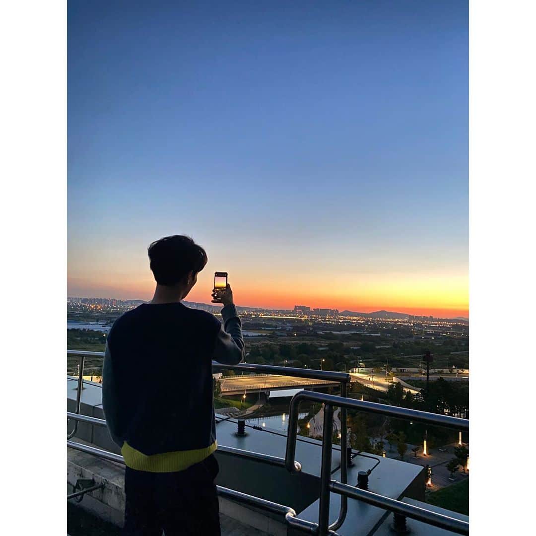 ジヒョク さんのインスタグラム写真 - (ジヒョク Instagram)「오늘의 뷰 맛집」9月28日 18時51分 - xornjsz1
