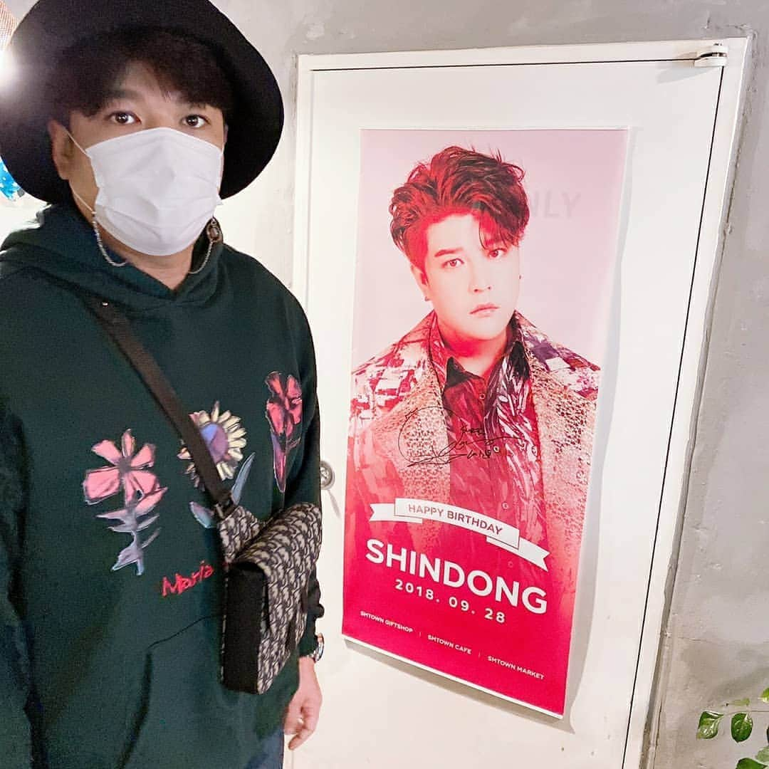 シンドン さんのインスタグラム写真 - (シンドン Instagram)「#HBD #고마워 #신동카페 #신동의품격 #항상감동 #8탄」9月28日 19時13分 - earlyboysd