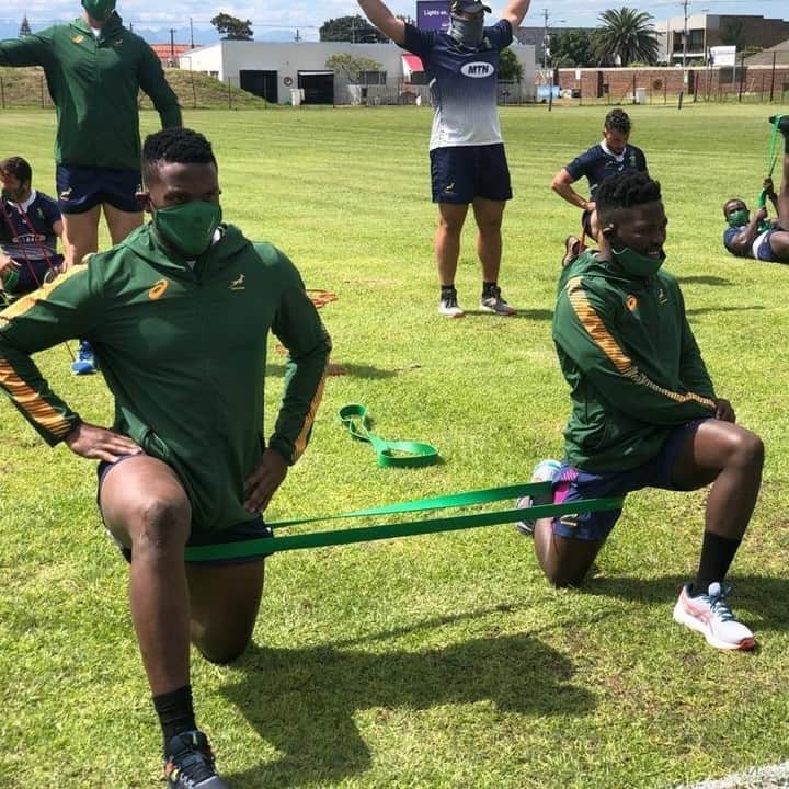 ラグビー南アフリカ代表さんのインスタグラム写真 - (ラグビー南アフリカ代表Instagram)「🟢 First training run for the Springbok Green squad in Cape Town #strongertogether」9月28日 19時17分 - bokrugby