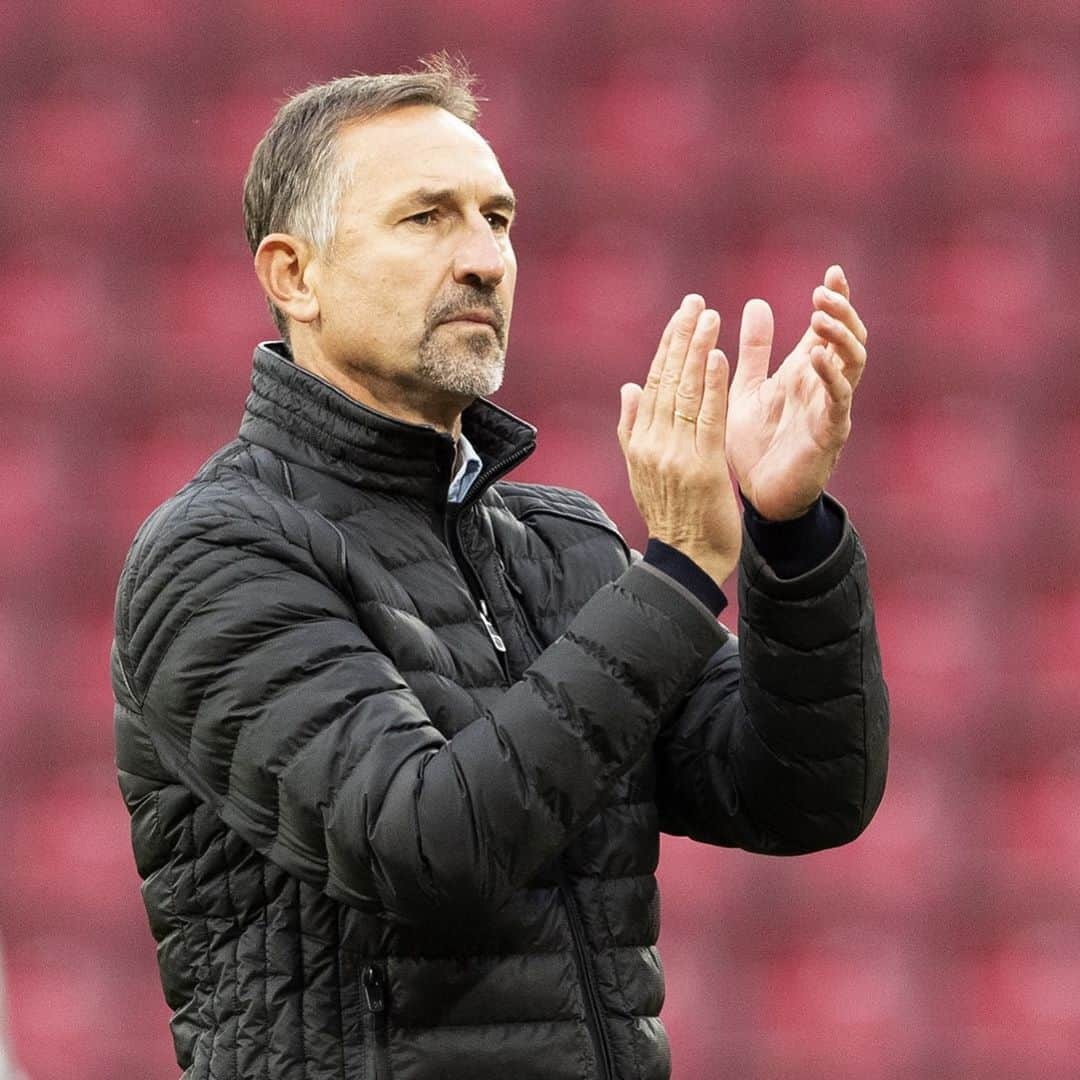 1.FSVマインツ05さんのインスタグラム写真 - (1.FSVマインツ05Instagram)「Mainz 05 und Achim Beierlorzer gehen getrennte Wege!  Co-Trainer Jan-Moritz Lichte übernimmt bis auf Weiteres!  Alle Infos in der Bio   #mainz05 #m05 #mainz」9月28日 19時19分 - 1fsvmainz05