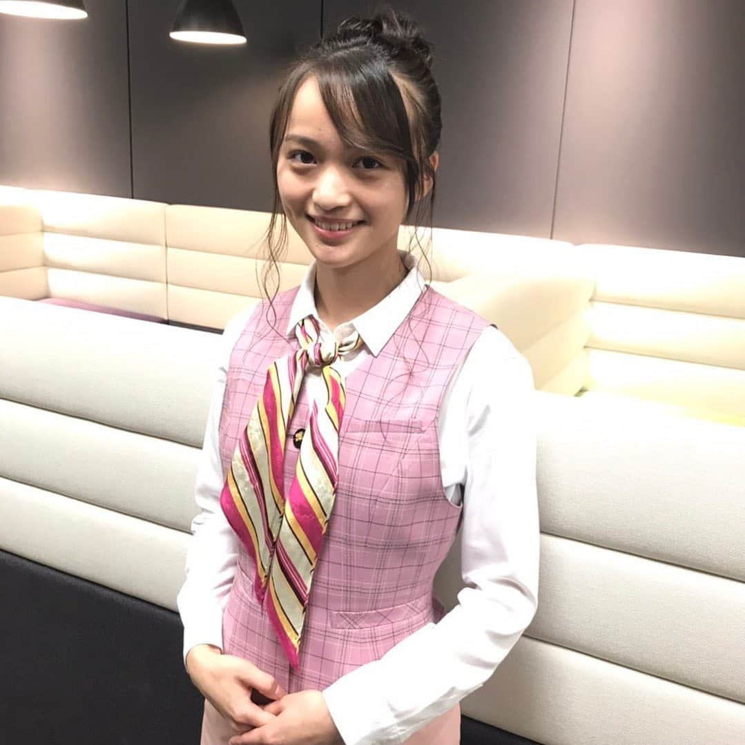 櫻愛里紗さんのインスタグラム写真 - (櫻愛里紗Instagram)「【お知らせ】﻿ #auスマートパスプレミアム オリジナルドラマ〈妄想switch〉﻿ に女子社員のモモ役で出演させていただいてます😶❤️﻿ ﻿ #若月佑美 さん演じるトモの“妄想”と“現実”を行き来した、キュンキュンあり、笑いありの #ラブコメディ #ショートドラマ が配信されます！！ ﻿ ﻿ 配信日﻿ 9/29（火）10:00 第1話﻿ 9/30（水）10:00 第2話﻿ 10/1 （木）10:00 第3話﻿ 10/2 （金）10:00 第4話﻿ ﻿ 詳細はプロフィールのURLから飛べますのでぜひ！﻿ ﻿ https://bit.ly/2GLaUsD﻿ ﻿ #MOSOSWITH﻿ #妄想switch  #櫻愛里紗」9月28日 19時20分 - sakura.arisa_official